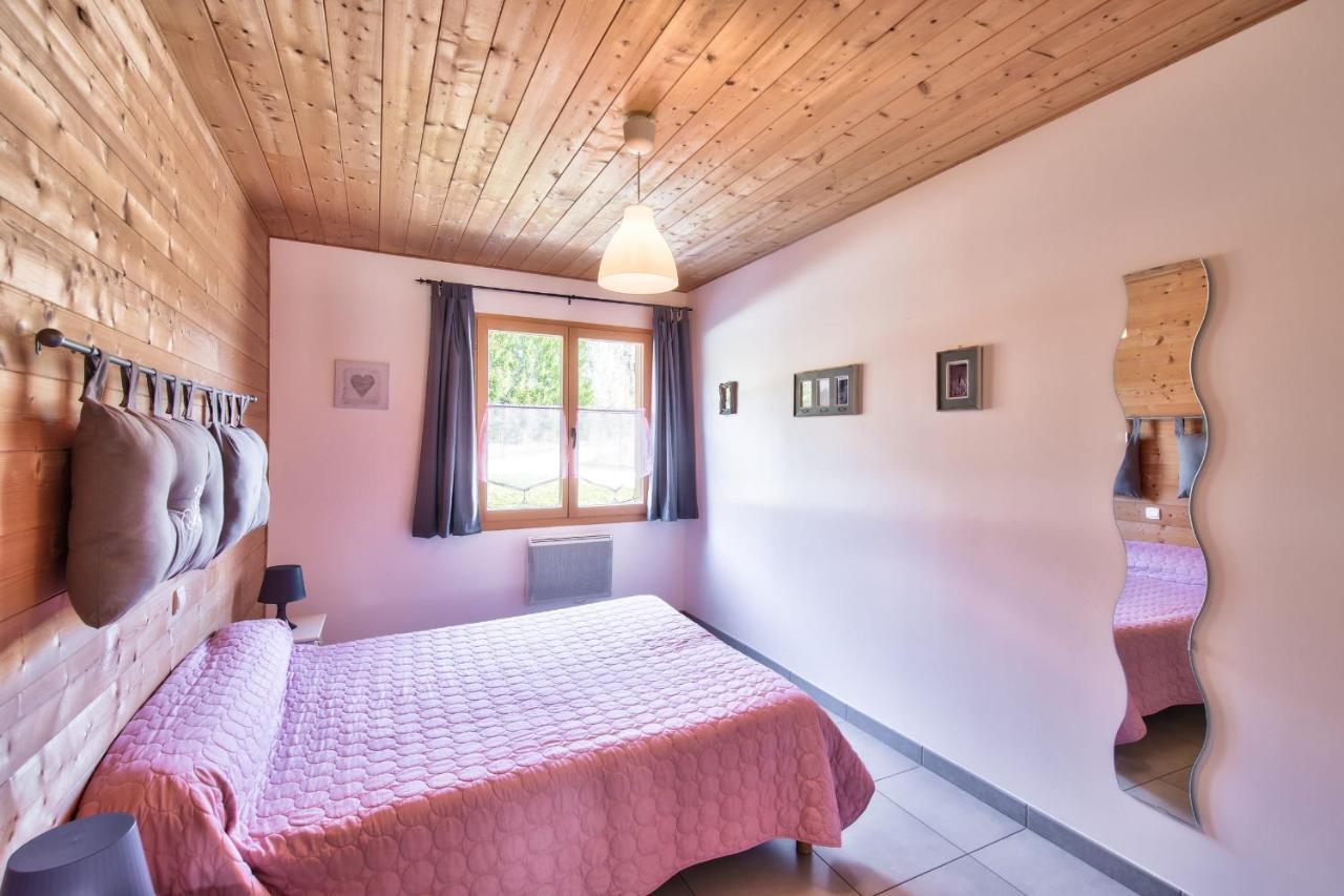 Chalet De Charme - Le Martinet Ney Eksteriør billede